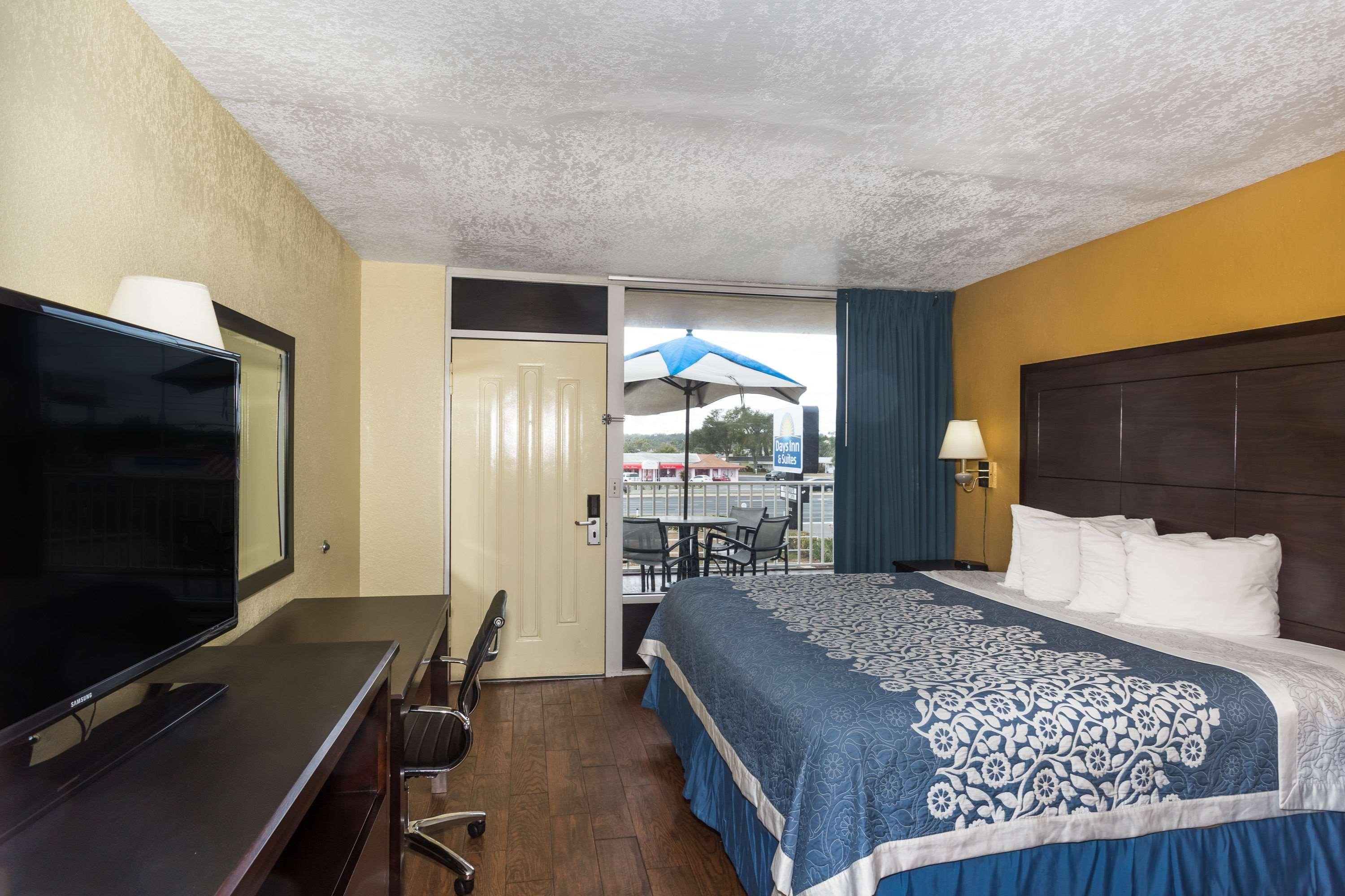 Days Inn & Suites By Wyndham Port Richey Buitenkant foto